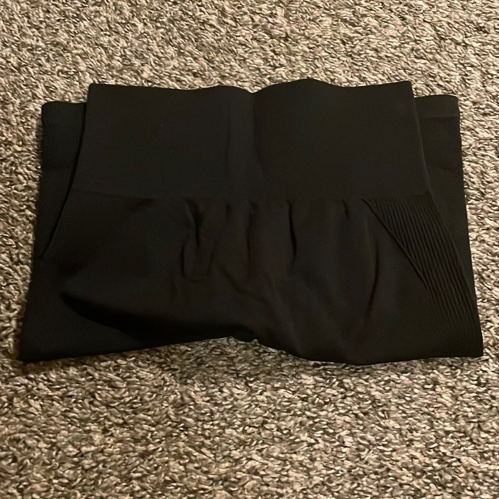 Size Small Biker shorts with ruching on butt
